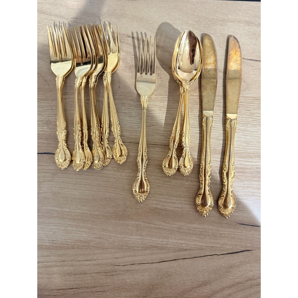 Supreme Cutlery Japan Gold Electroplated Stainless Flatware Shell Pattern 16 Pcs